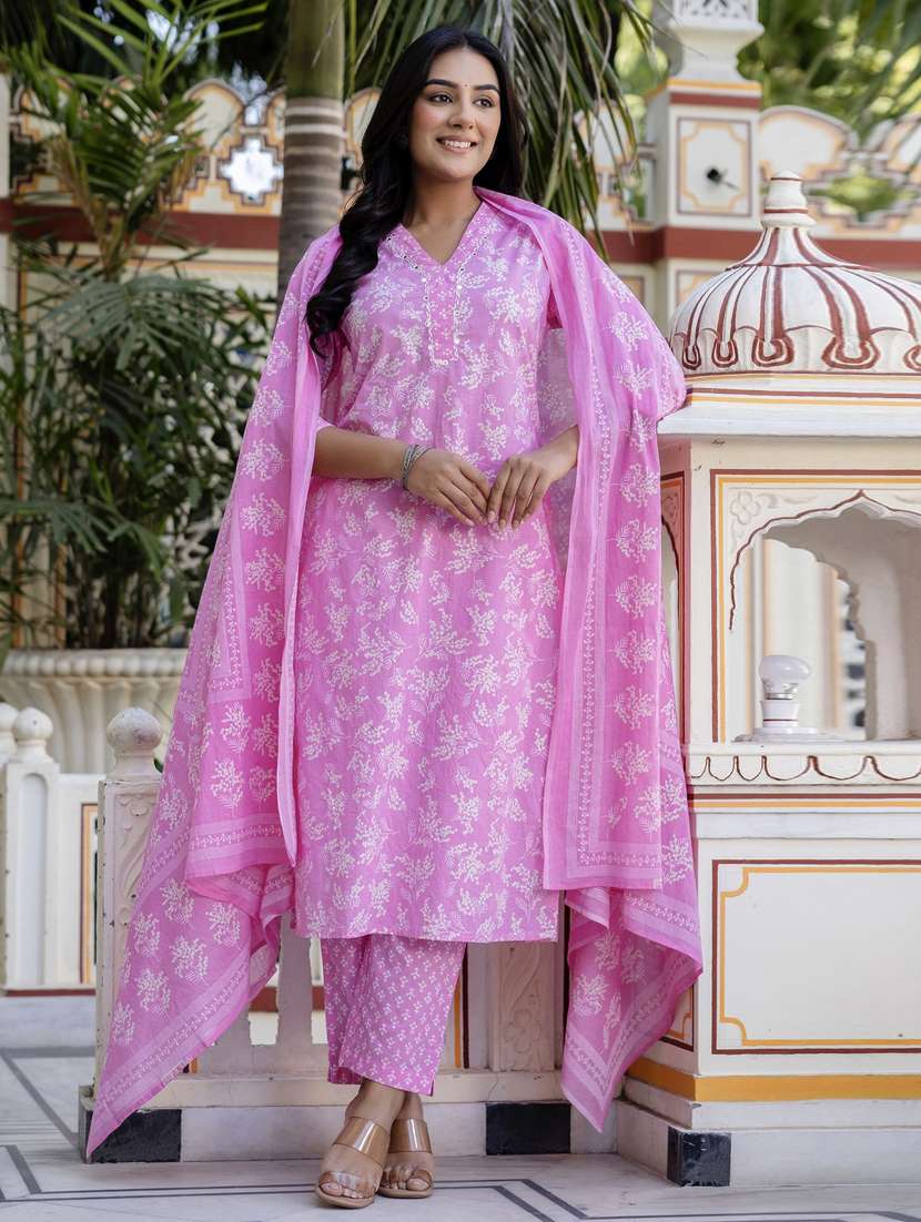 women three quarter sleeve kurta pant with dupatta set