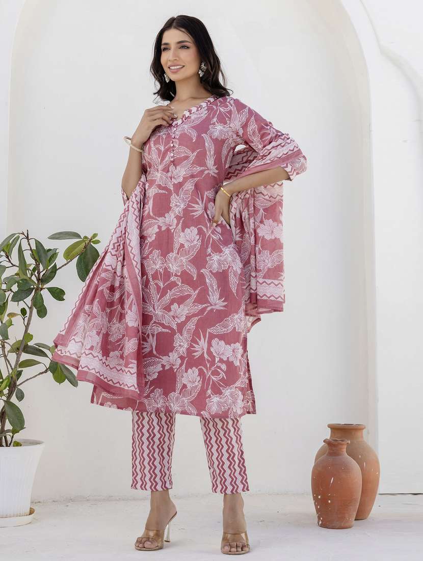 women three quarter sleeve kurta pant with dupatta set - 21956183 - Standard Image - 2