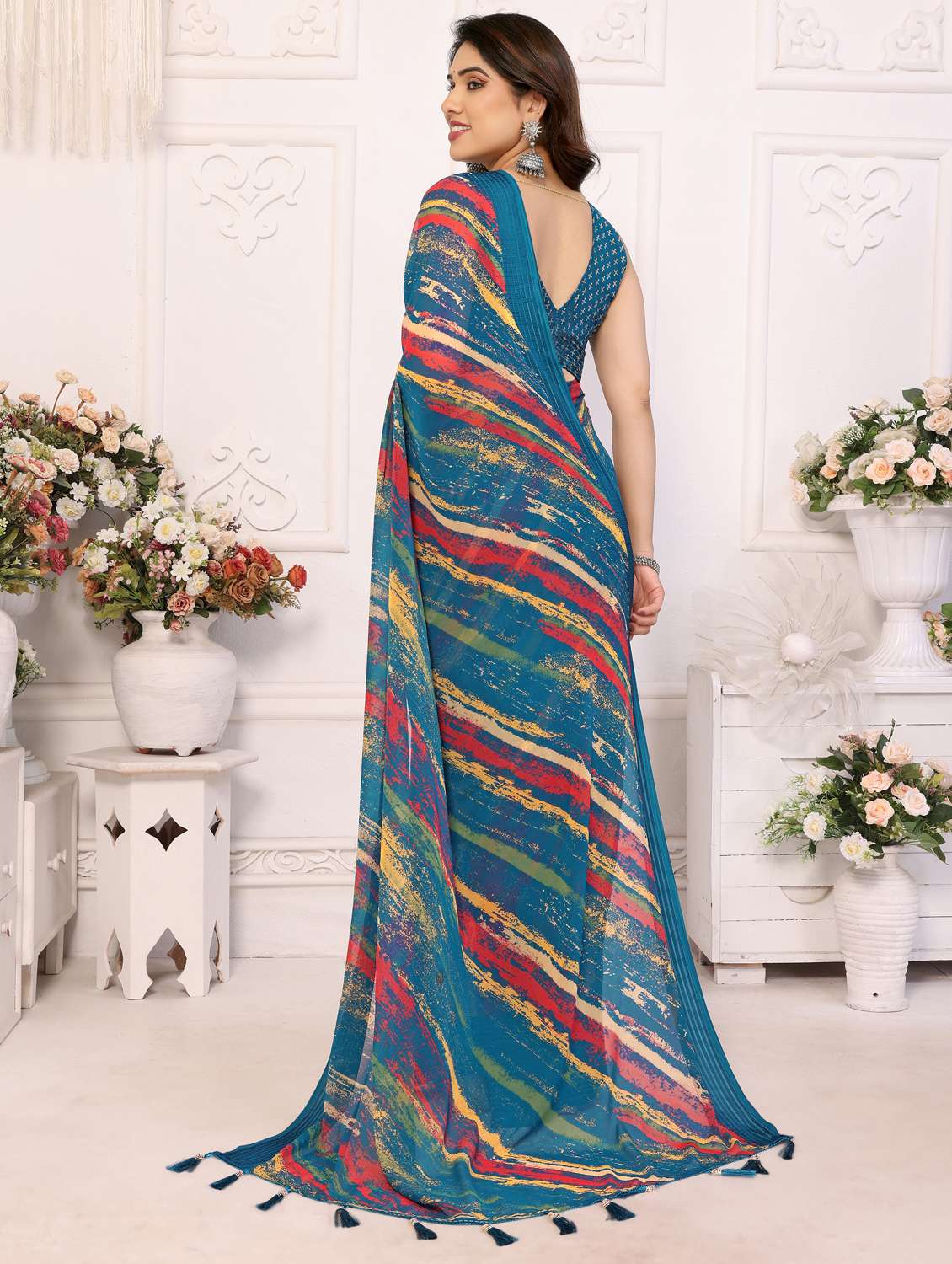 women teal printed saree with blouse - 21956645 -  Standard Image - 2