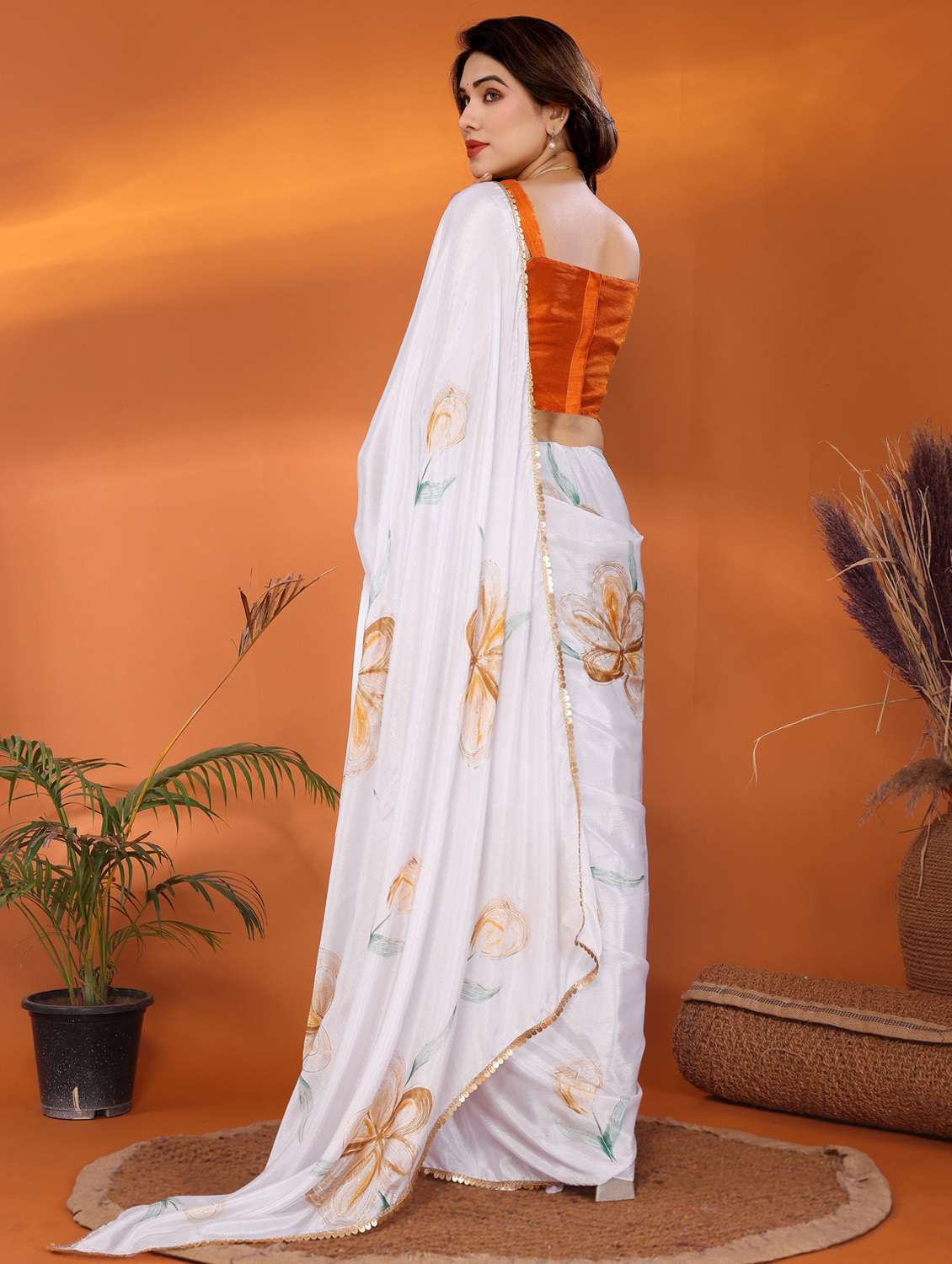 women floral printed saree with blouse - 21956646 -  Standard Image - 2