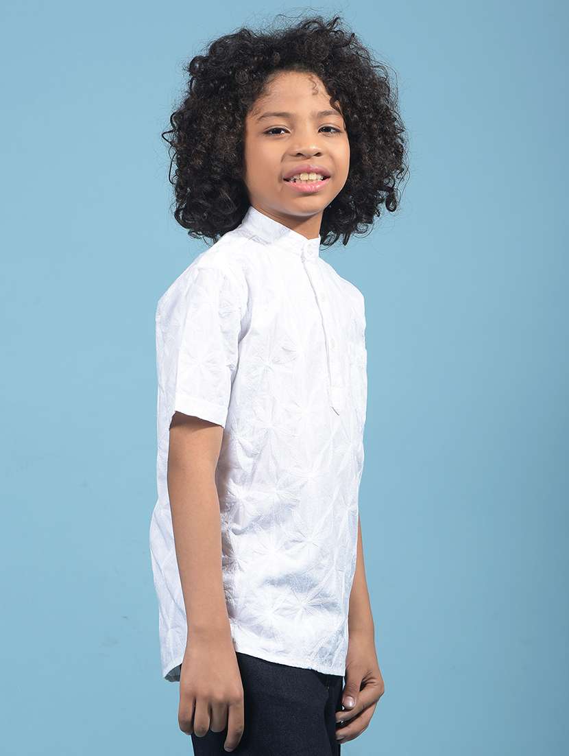 boys embroidered mandarin neck short kurta - 21956677 -  Standard Image - 2