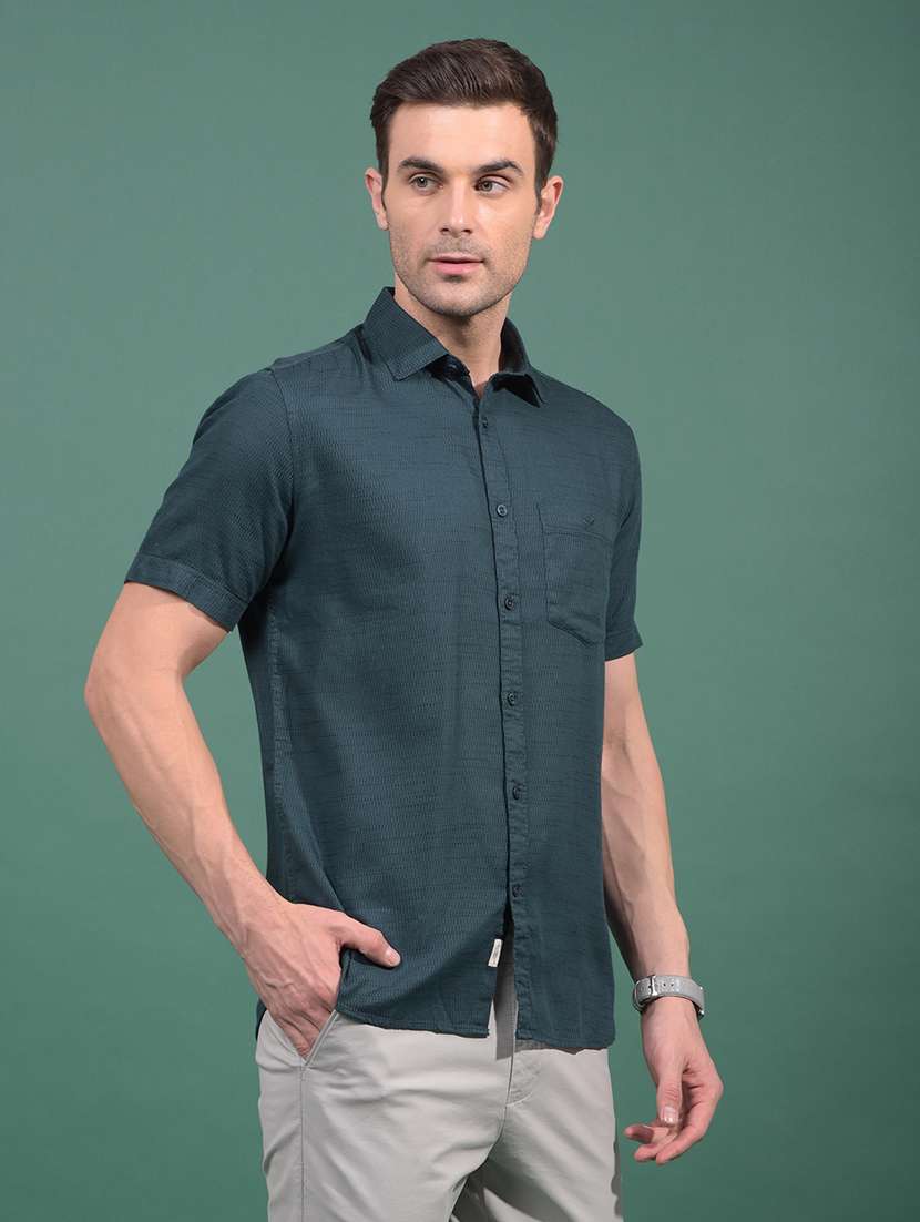 men self design short sleeve slim fit casual shirt