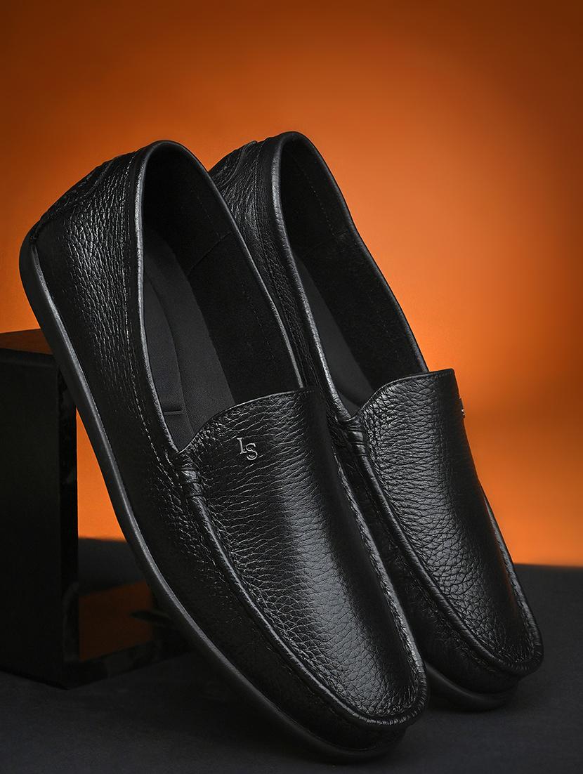 men black slip on loafer - 21956958 - Zoom Image - 0