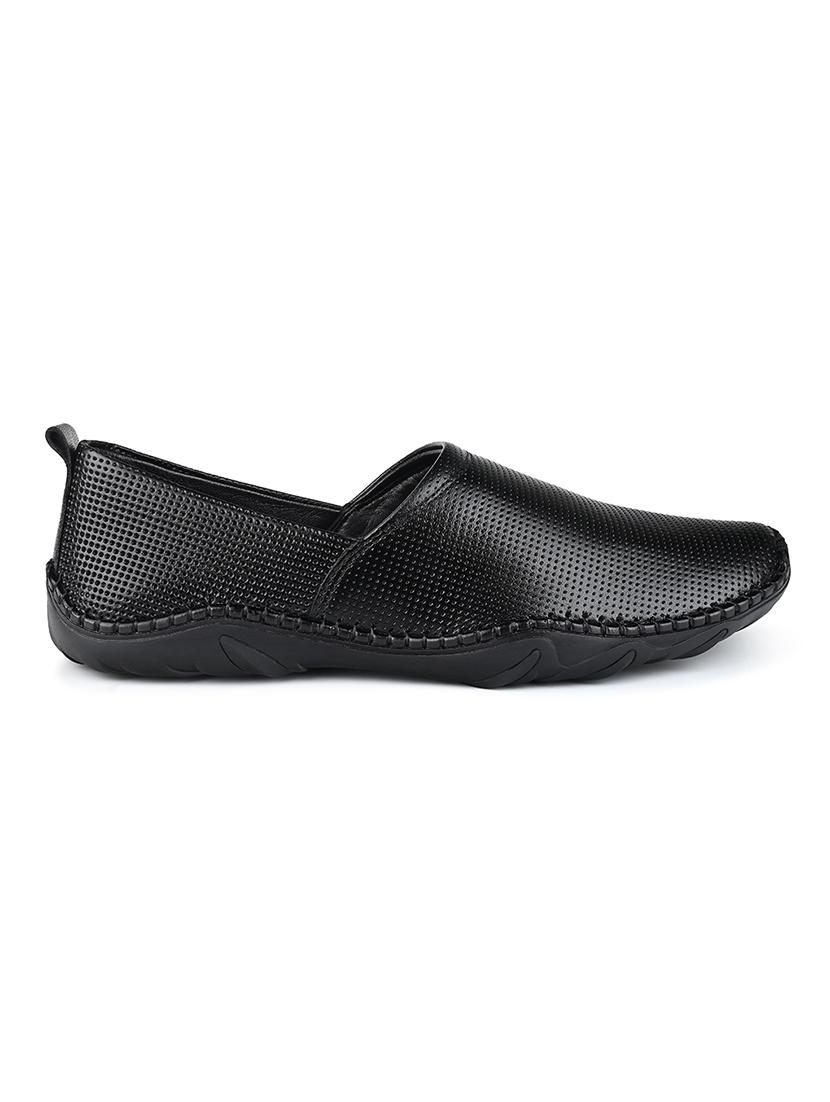 men black slip on mojari - 21956967 - Standard Image - 2