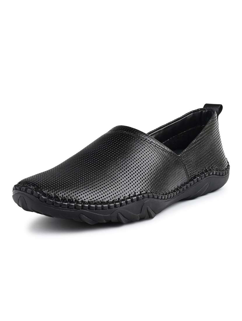 men black slip on mojari - 21956967 -  Standard Image - 2