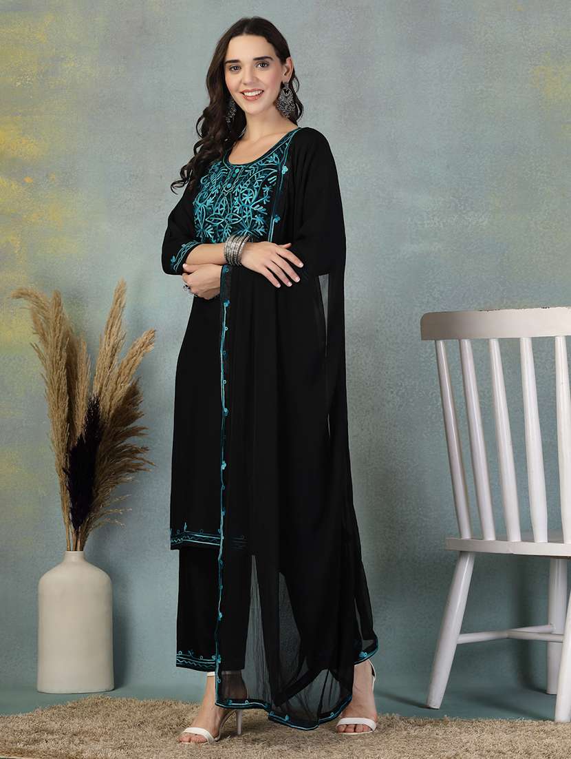 women three quarter sleeve kurta pant with dupatta set - 21956977 -  Standard Image - 2