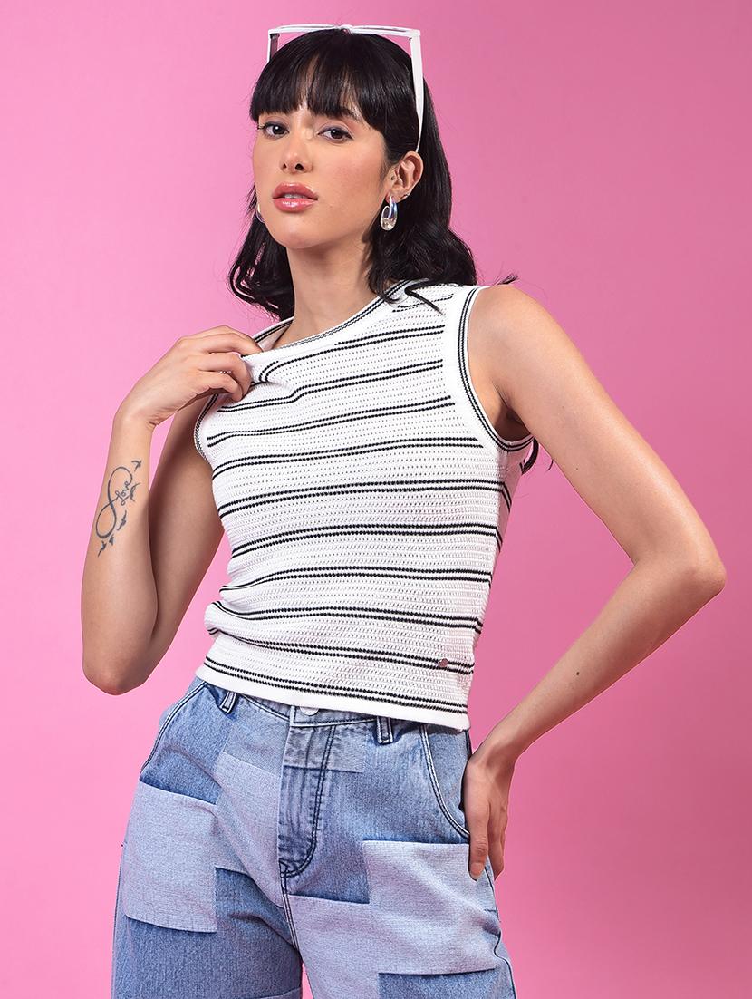 white cotton regular top - 21957041 - Zoom Image - 0