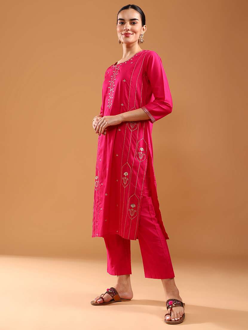 women three quarter sleeve straight kurta - 21957340 -  Standard Image - 2