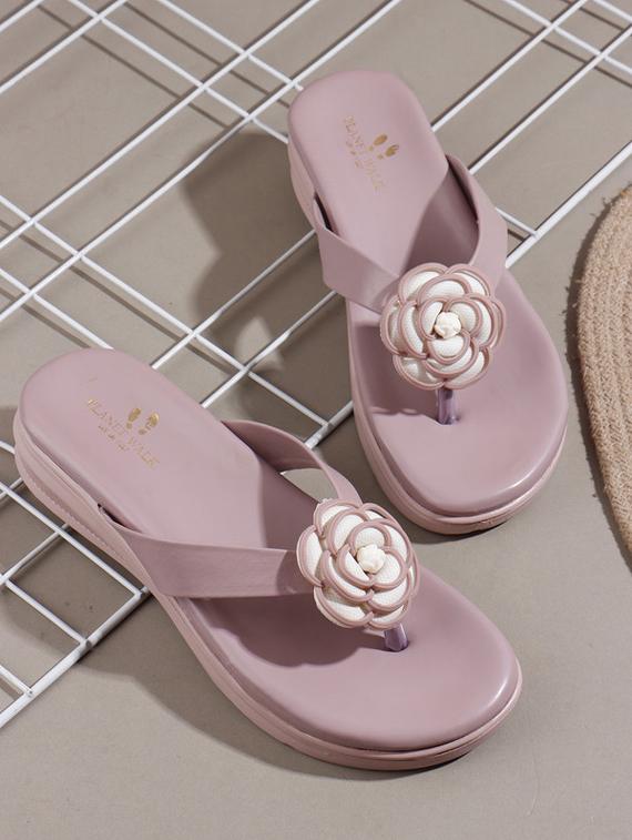 women embellished toe separator flat sandal - 21957757 - Zoom Image - 0