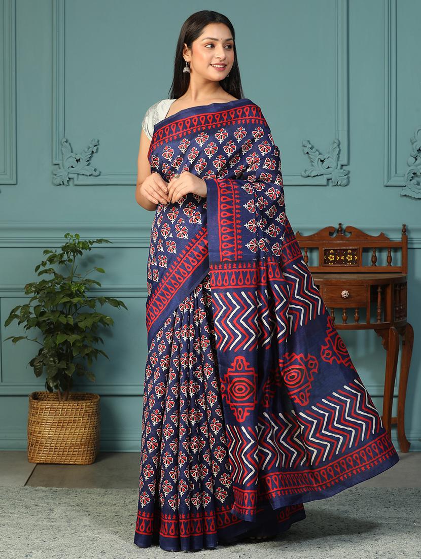women printed casual wear saree with blouse - 21957842 - Standard Image - 2