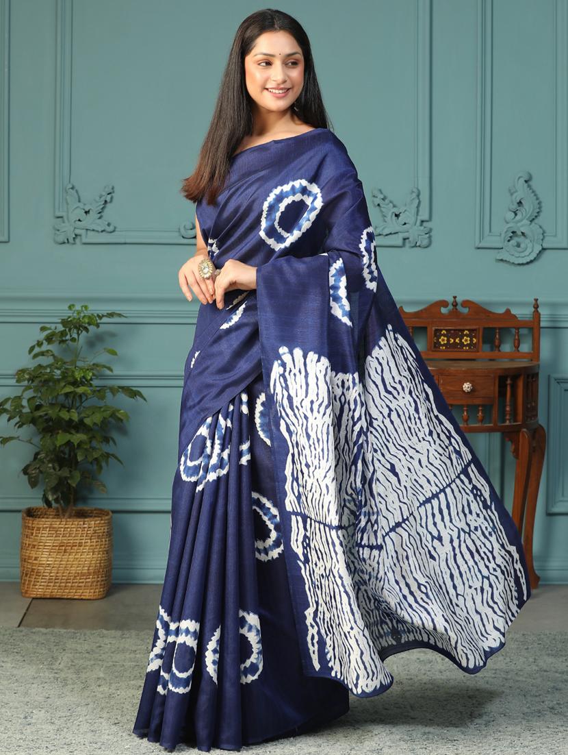 women printed casual wear saree with blouse - 21957844 - Standard Image - 2
