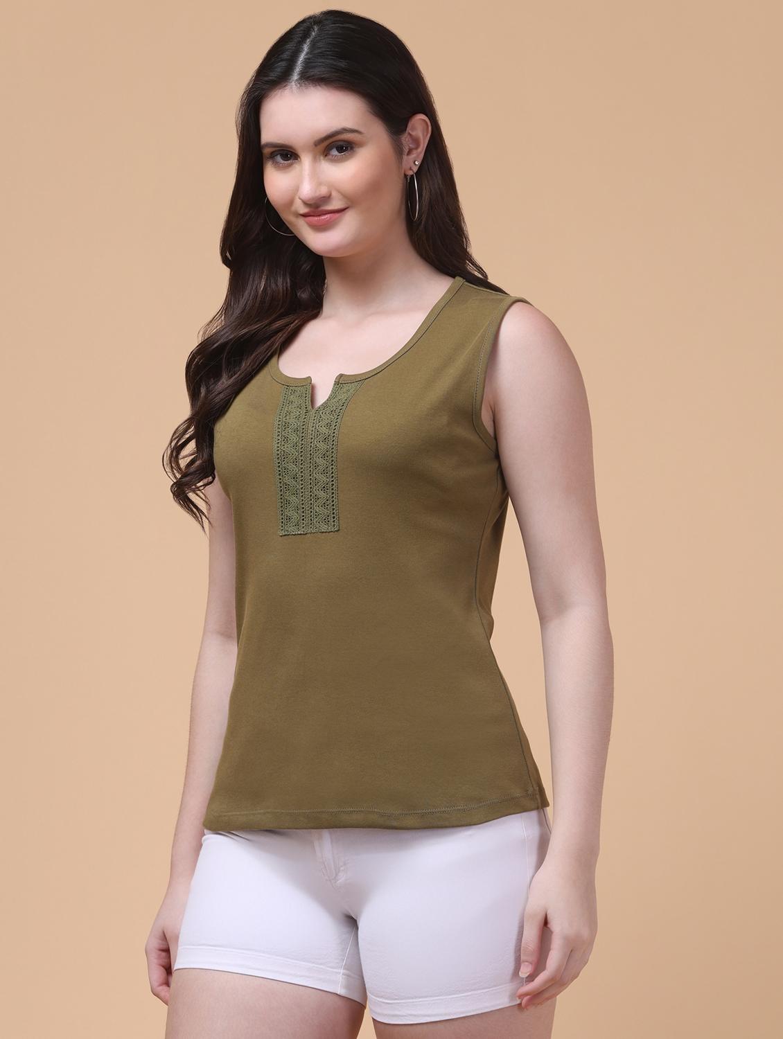 women solid sleeveless regular top - 21957954 - Standard Image - 2