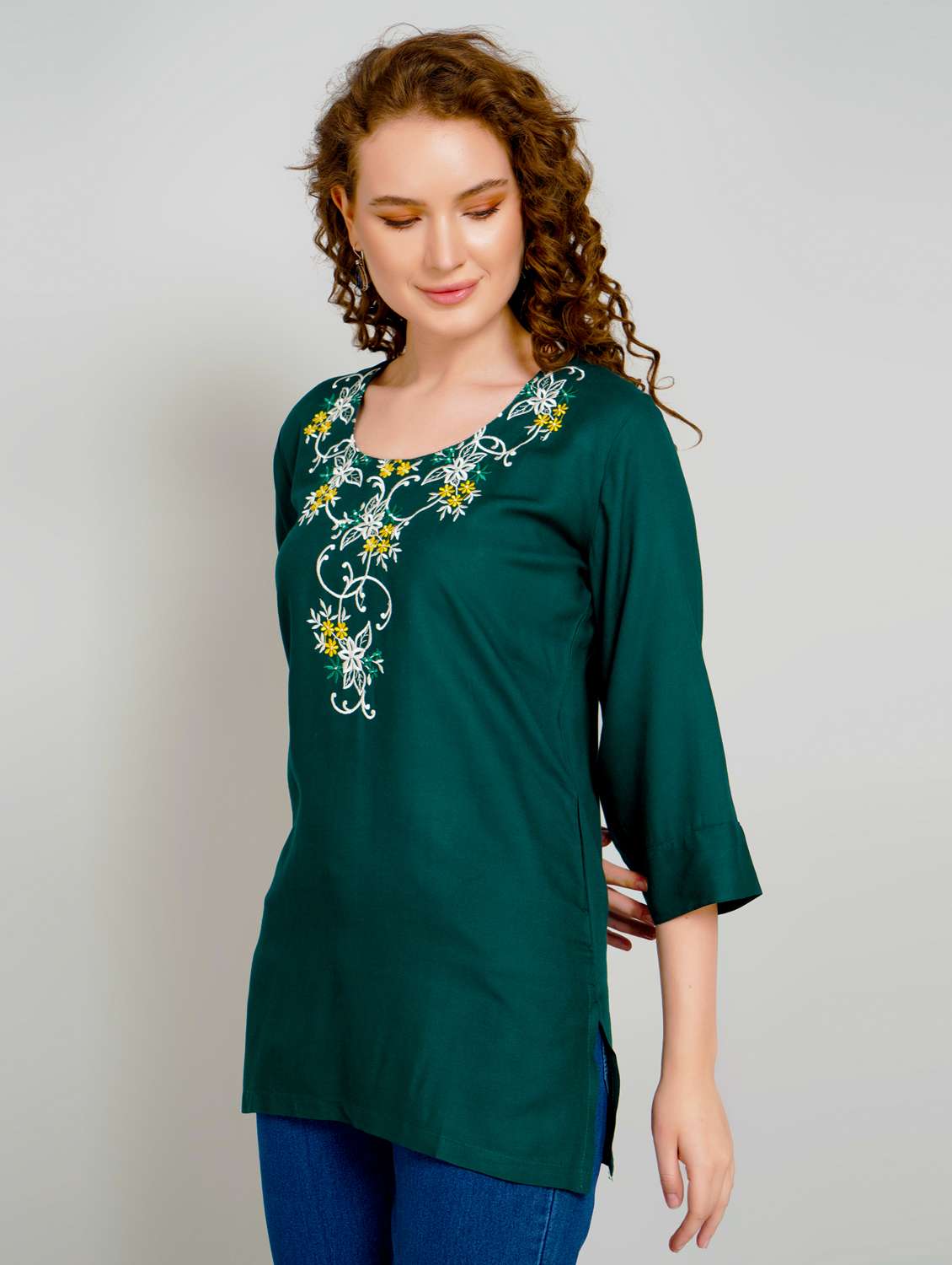 Women Embroidered Three Quarter Sleeve Straight Kurti