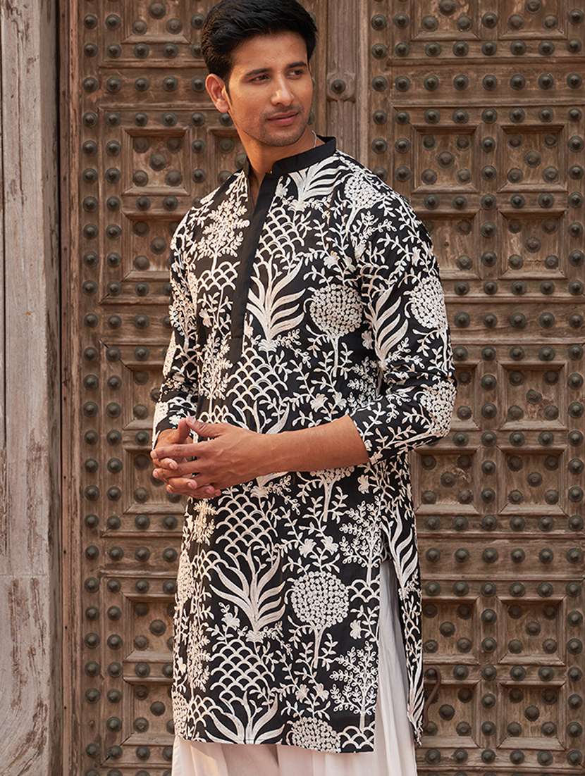 men embroidered mandarin neck long kurta - 21959434 - Standard Image - 2