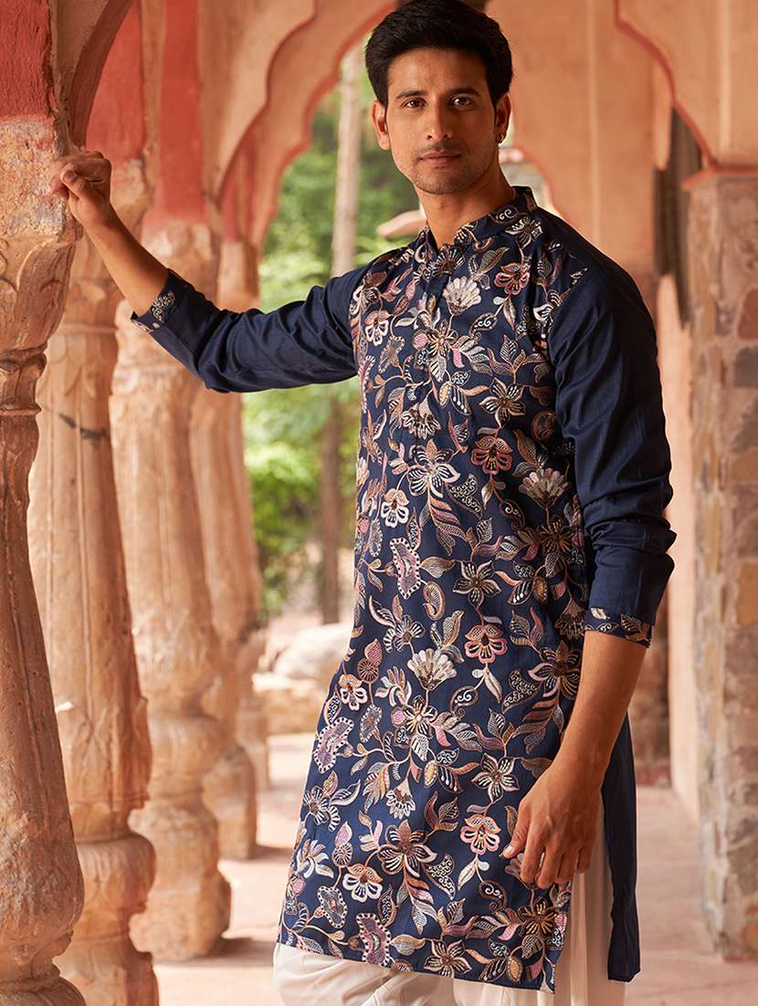 men embroidered mandarin neck long kurta - 21959436 - Standard Image - 2
