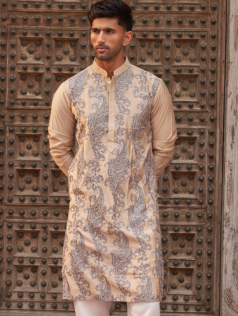 men embroidered mandarin neck long kurta - 21959450 - Zoom Image - 0