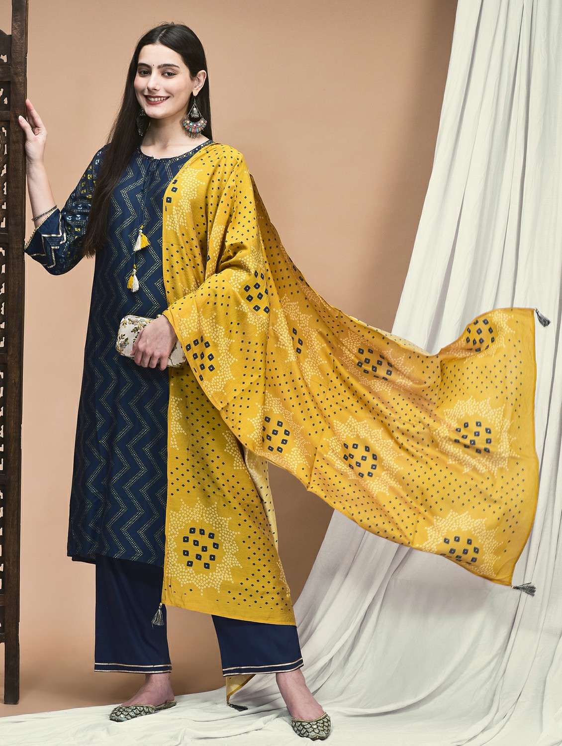 women three quarter sleeve kurta pant with dupatta set - 21959512 -  Standard Image - 2
