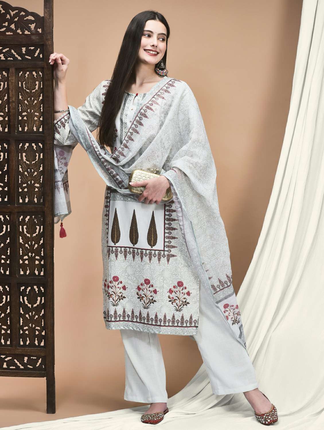 women three quarter sleeve kurta pant with dupatta set - 21959525 - Standard Image - 2