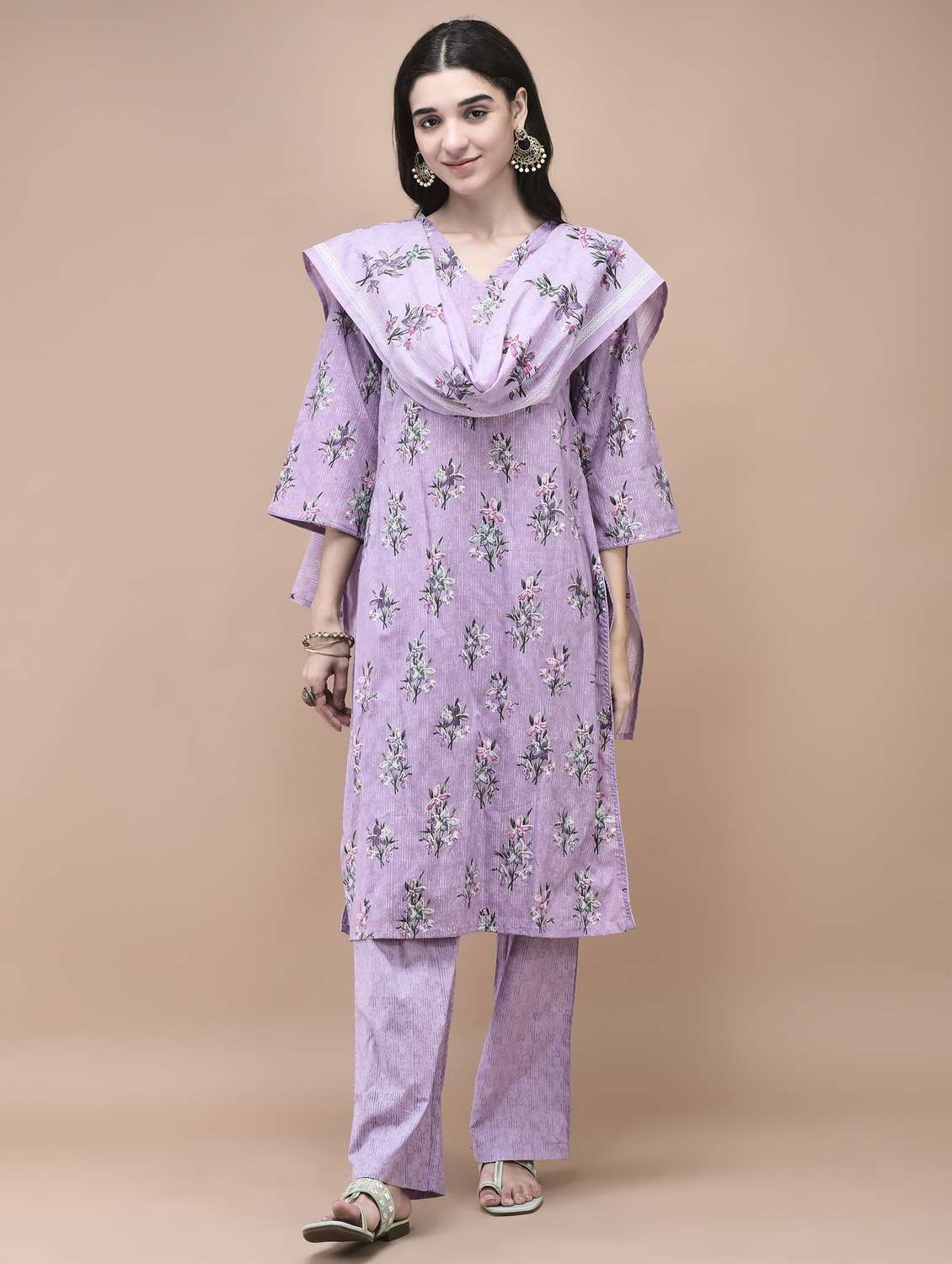 women three quarter sleeve kurta palazzo with dupatta set - 21959532 - Standard Image - 2