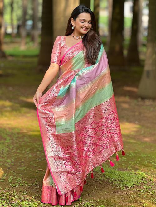 women self design banarasi saree with blouse - 21959570 - Standard Image - 0