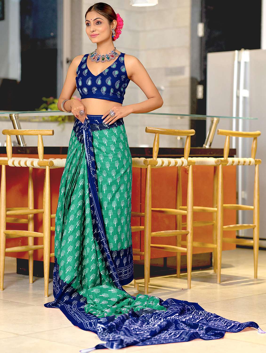 women printed ready to wear saree with blouse - 21960222 -  Standard Image - 2