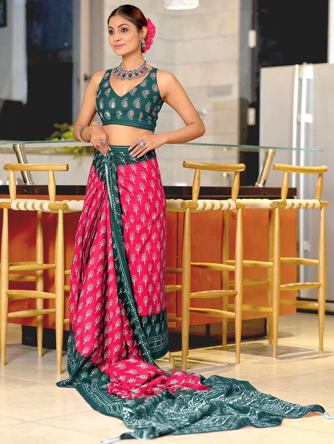 women printed ready to wear saree with blouse - 21960223 - Standard Image - 2
