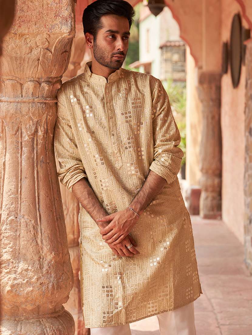 men beige embellished kurta and pyjama set 