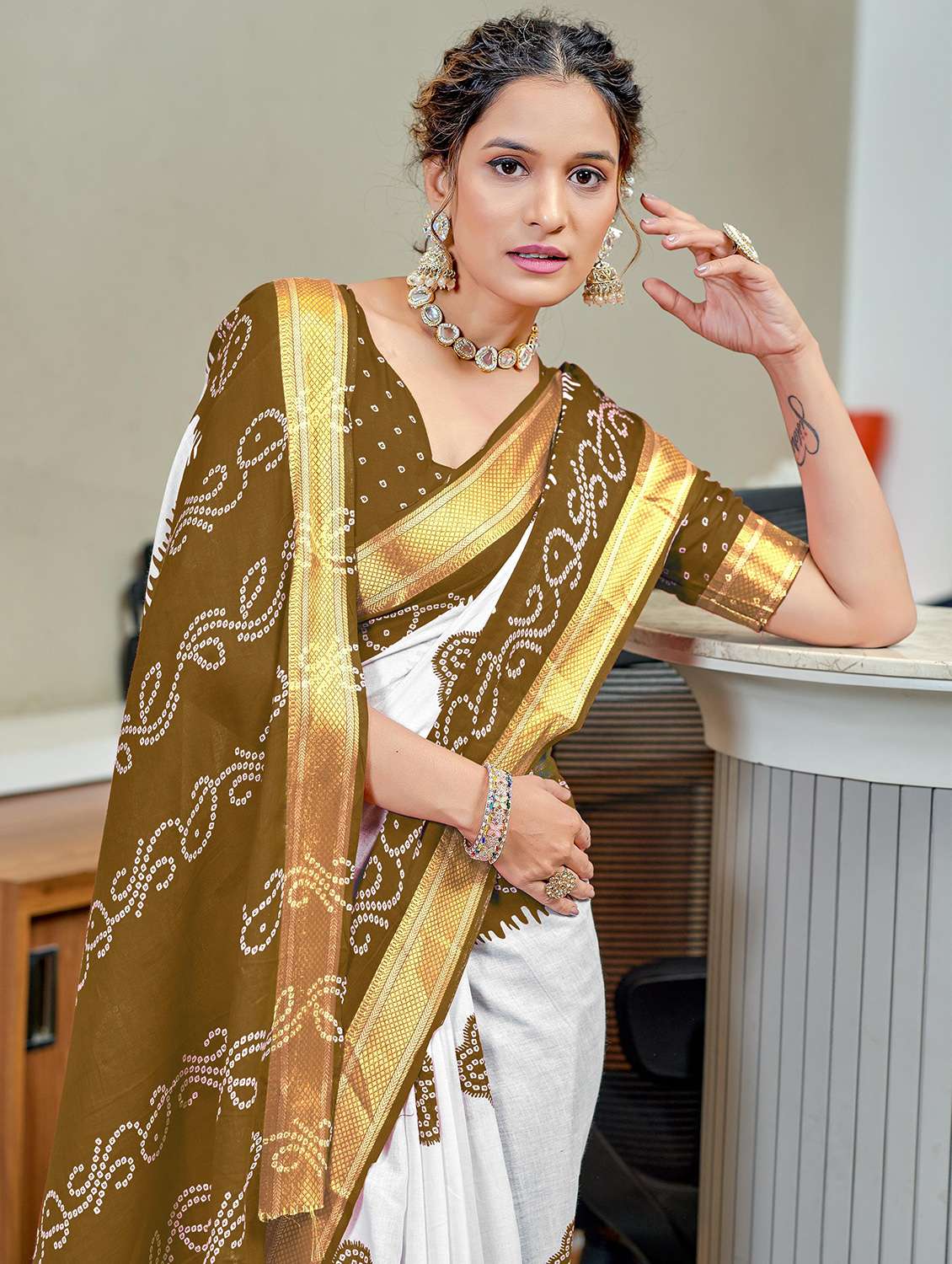 women bandhani printed saree with blouse - 21960494 -  Standard Image - 2