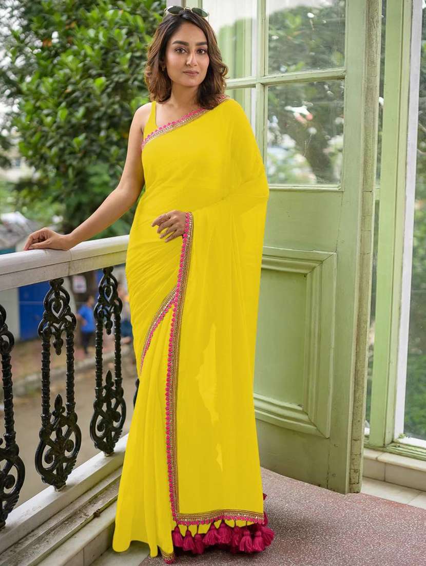 women solid with bordered saree with blouse