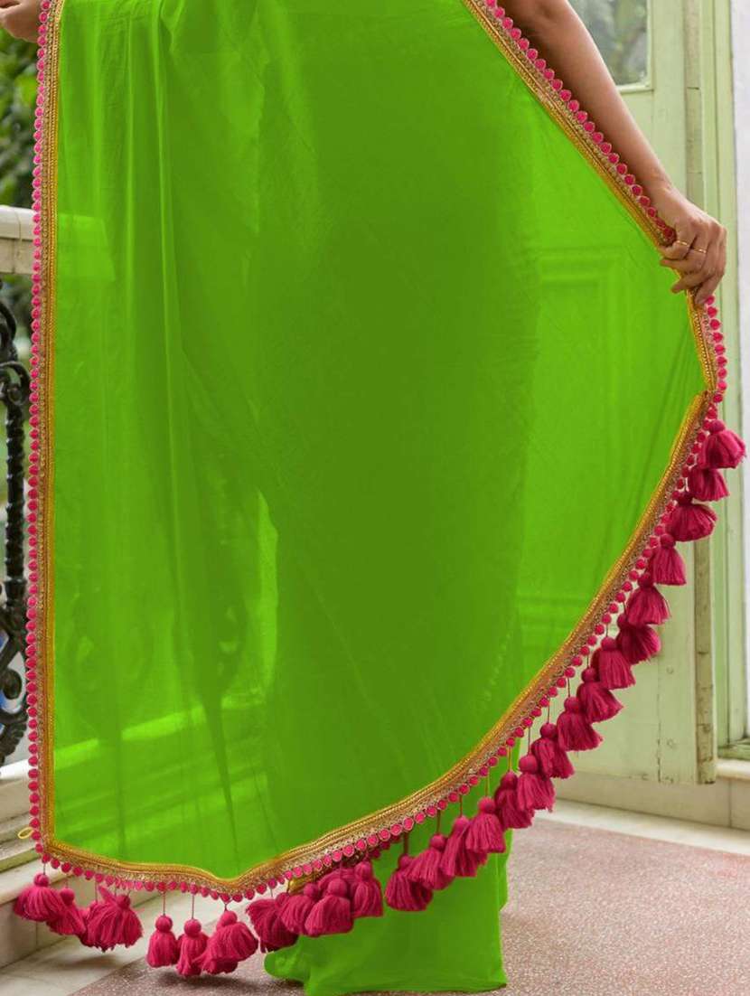 women solid with bordered saree with blouse - 21960509 -  Standard Image - 2