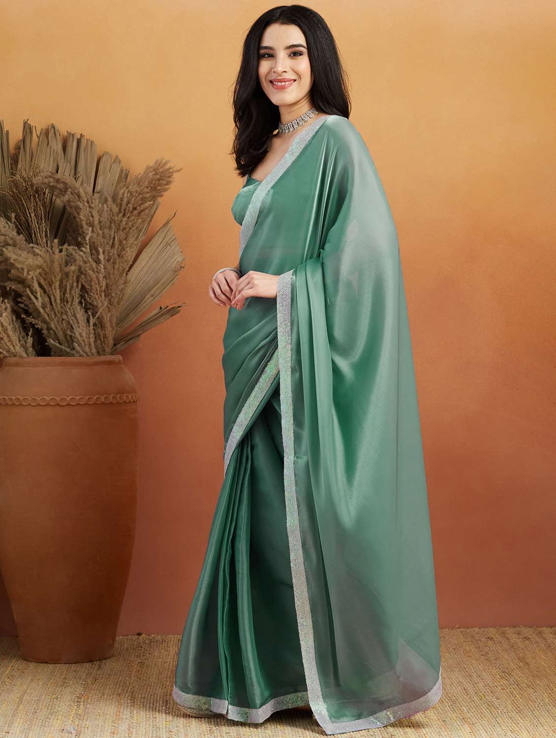 women solid with bordered ready to wear saree with blouse - 21961281 - Standard Image - 2