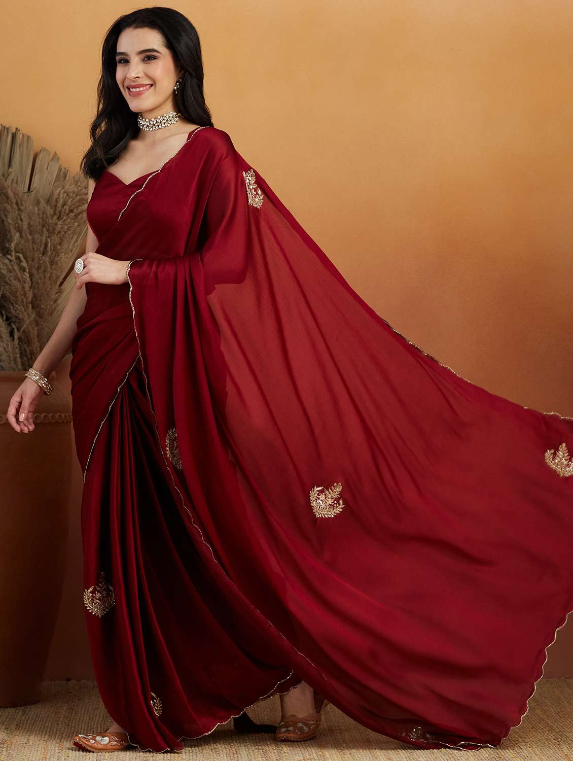 women maroon ready to wear saree with blouse - 21961290 - Standard Image - 2
