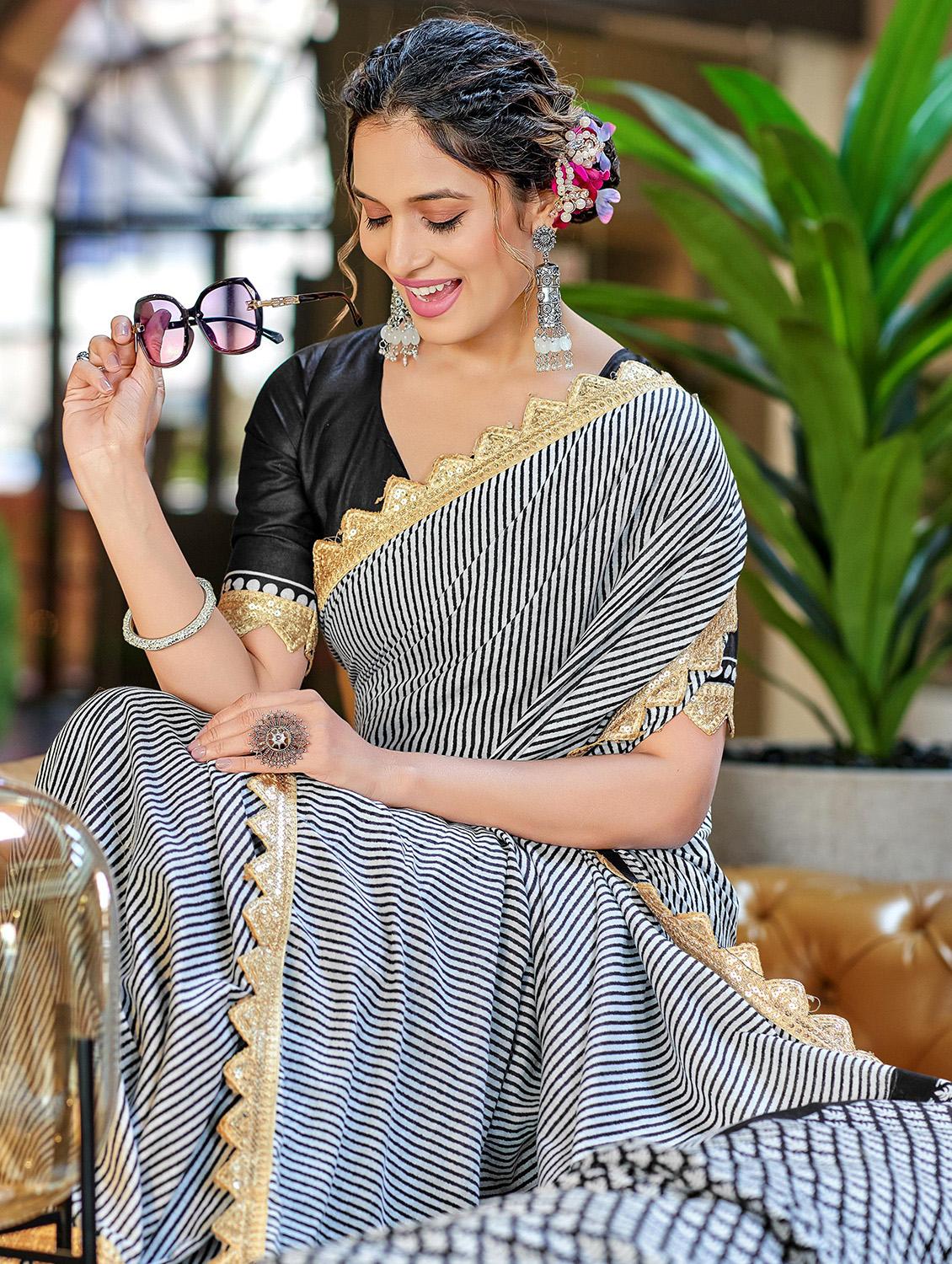 women printed casual wear saree with blouse - 21961396 - Standard Image - 2