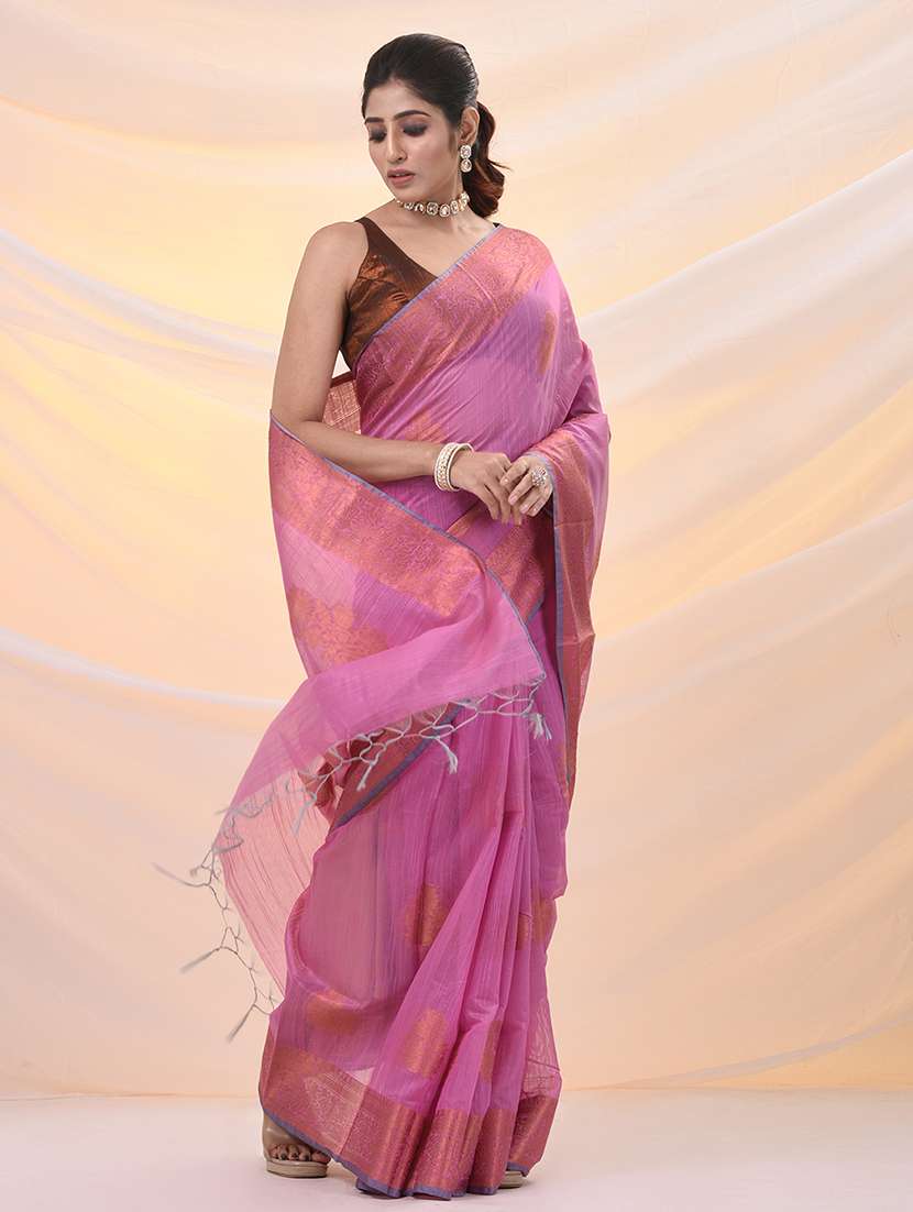women self design handloom saree with blouse - 21961486 - Standard Image - 2