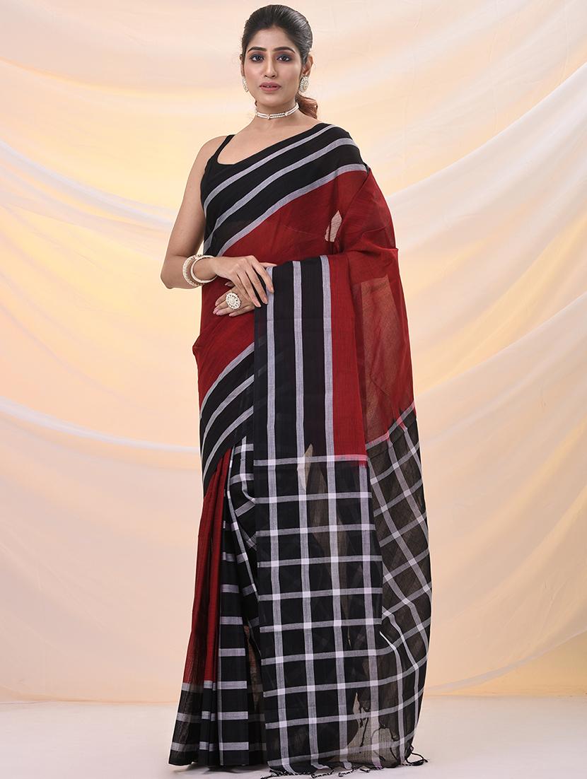 women solid with striped bordered saree with blouse - 21961507 - Standard Image - 2