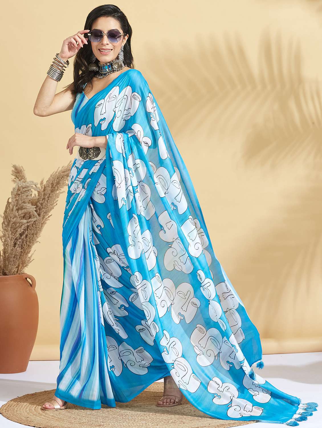 women printed ready to wear saree with blouse - 21961599 -  Standard Image - 2
