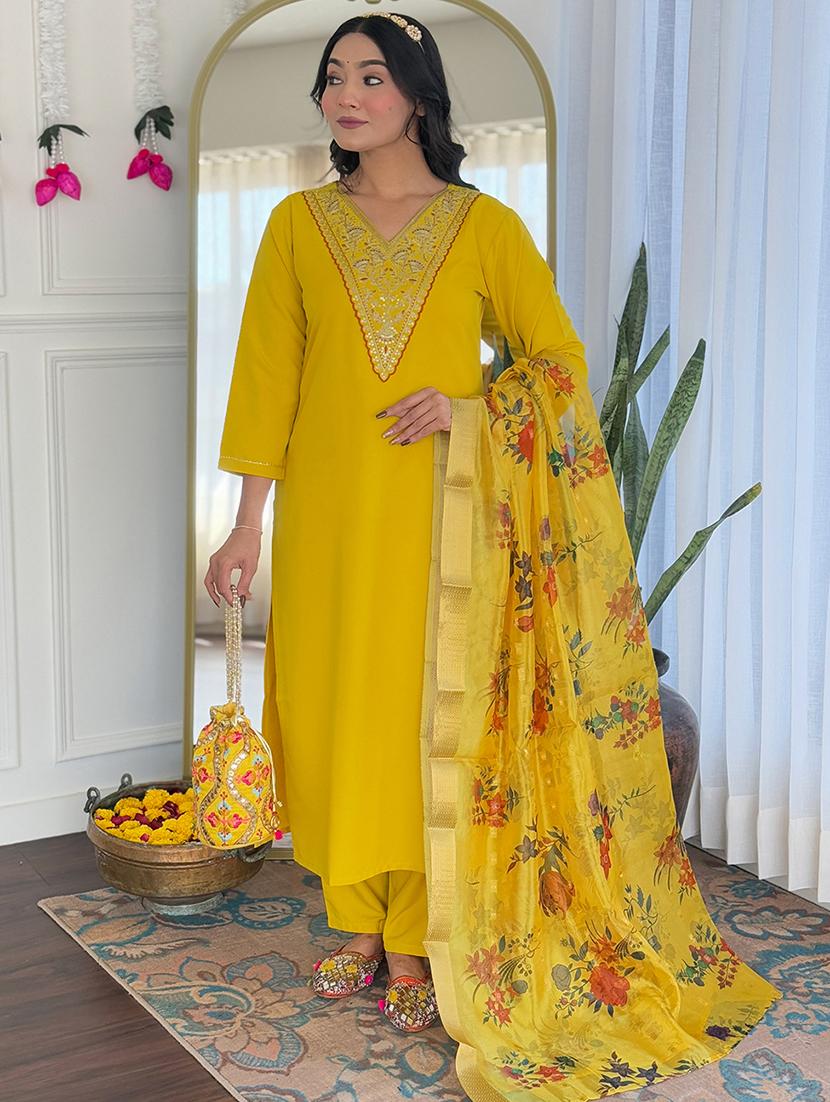 women three quarter sleeve kurta pant with dupatta set - 21961652 - Standard Image - 2