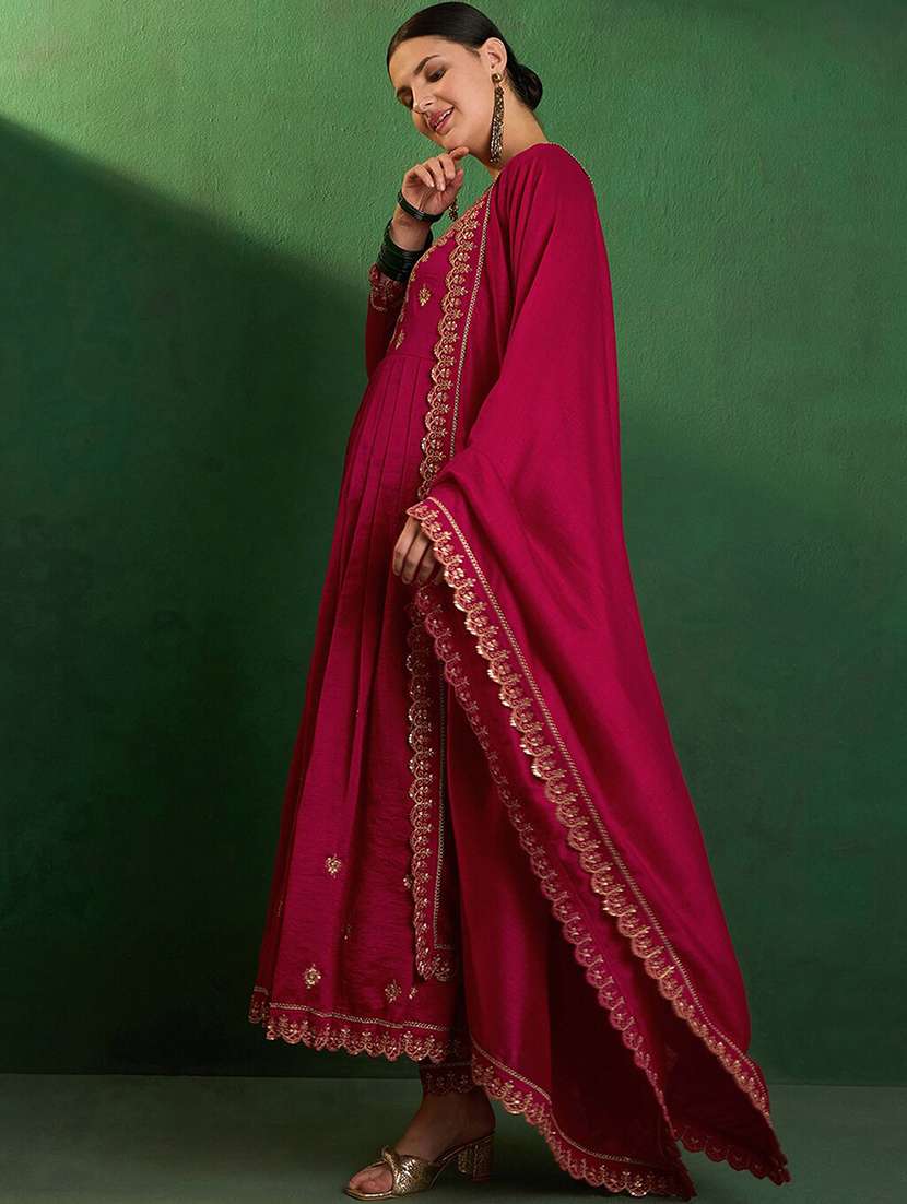 women three quarter sleeve kurta pant with dupatta set - 21961659 - Standard Image - 2