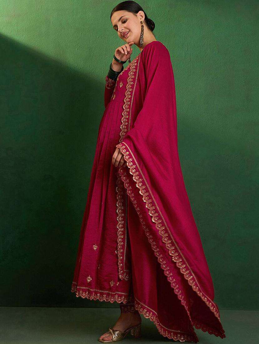 women three quarter sleeve kurta pant with dupatta set - 21961659 -  Standard Image - 2