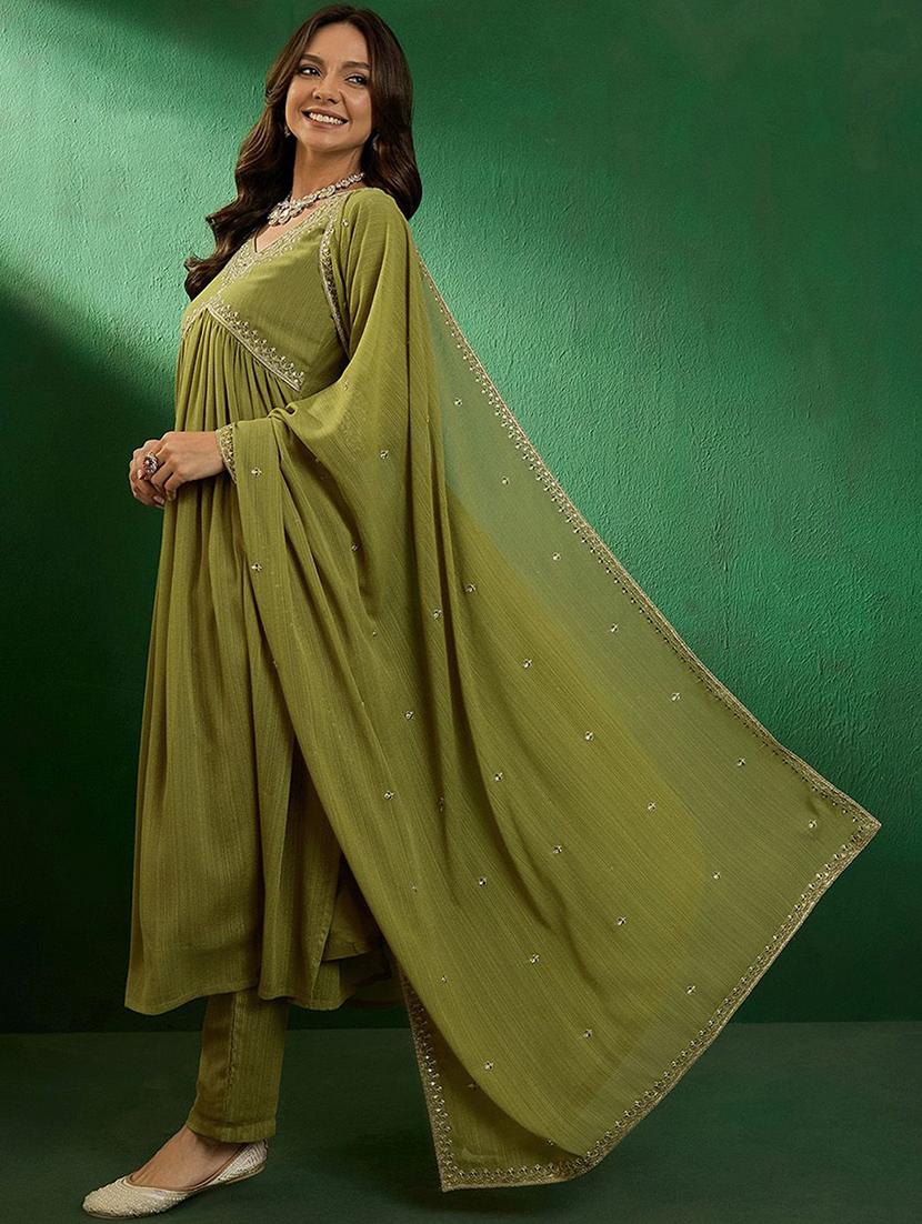 women three quarter sleeve anarkali kurta pant with dupatta set - 21961681 - Standard Image - 2