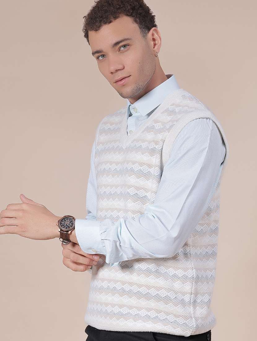 men self design sleeveless regular fit pullover