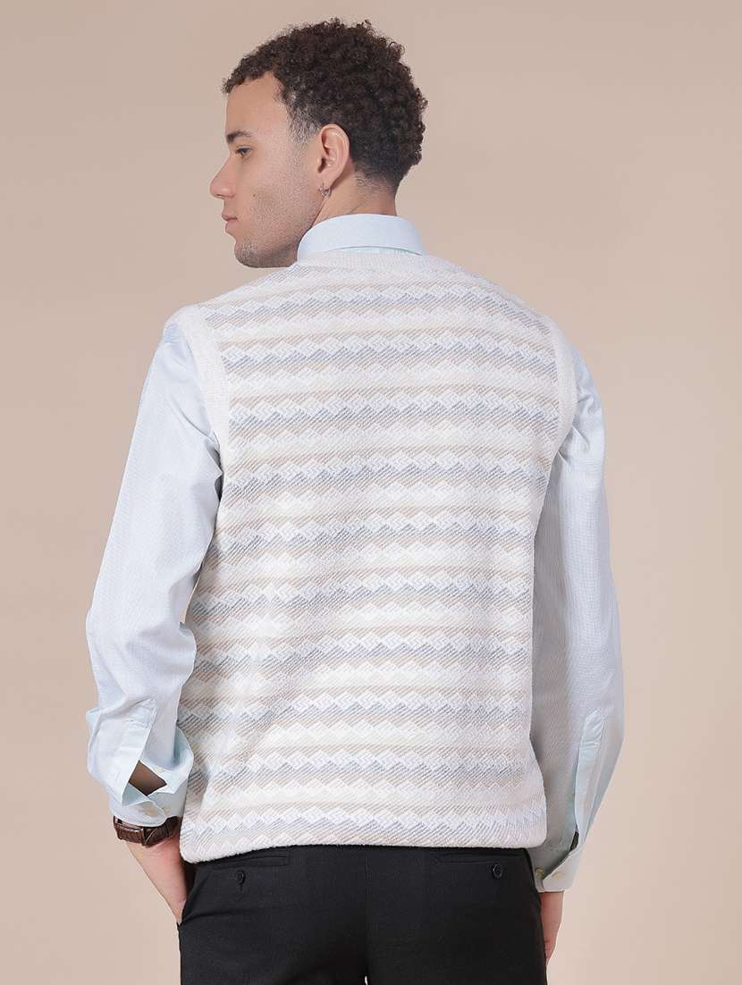 men self design sleeveless regular fit pullover - 21961793 - Standard Image - 2