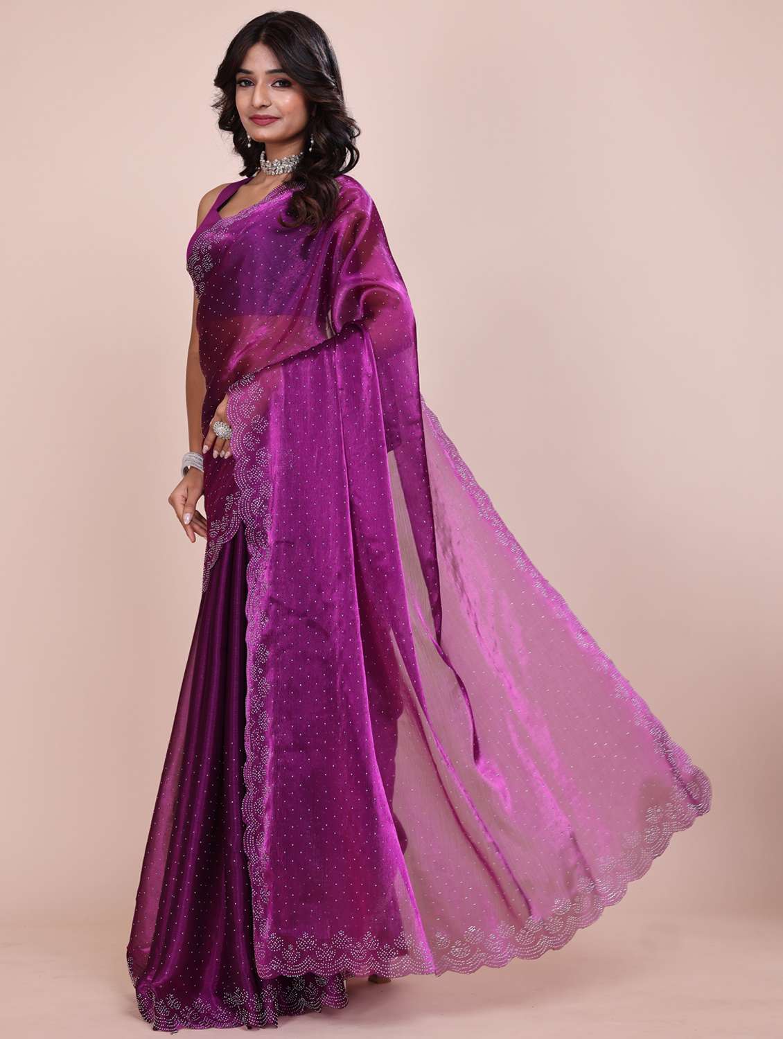 women solid with work embellished saree with blouse - 21962031 -  Standard Image - 2