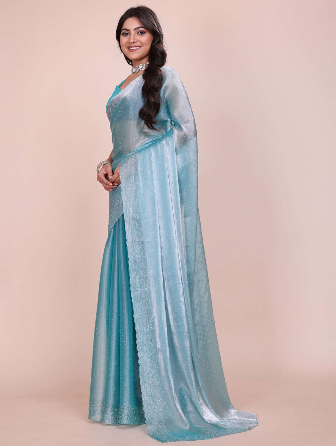 women solid with work embellished saree with blouse - 21962037 -  Standard Image - 2