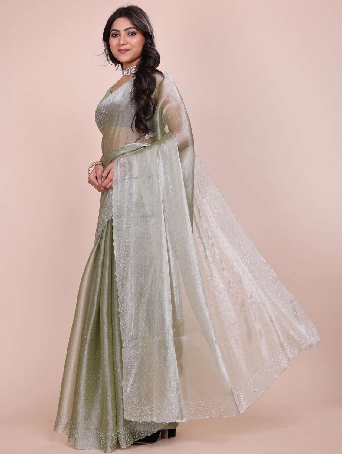 women solid with work embellished saree with blouse - 21962038 -  Standard Image - 2