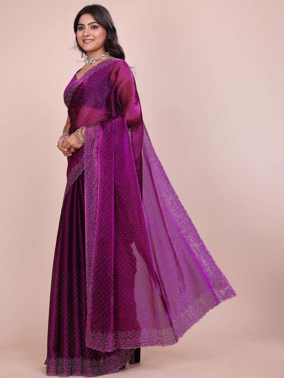 women solid with work embellished saree with blouse - 21962043 -  Standard Image - 2
