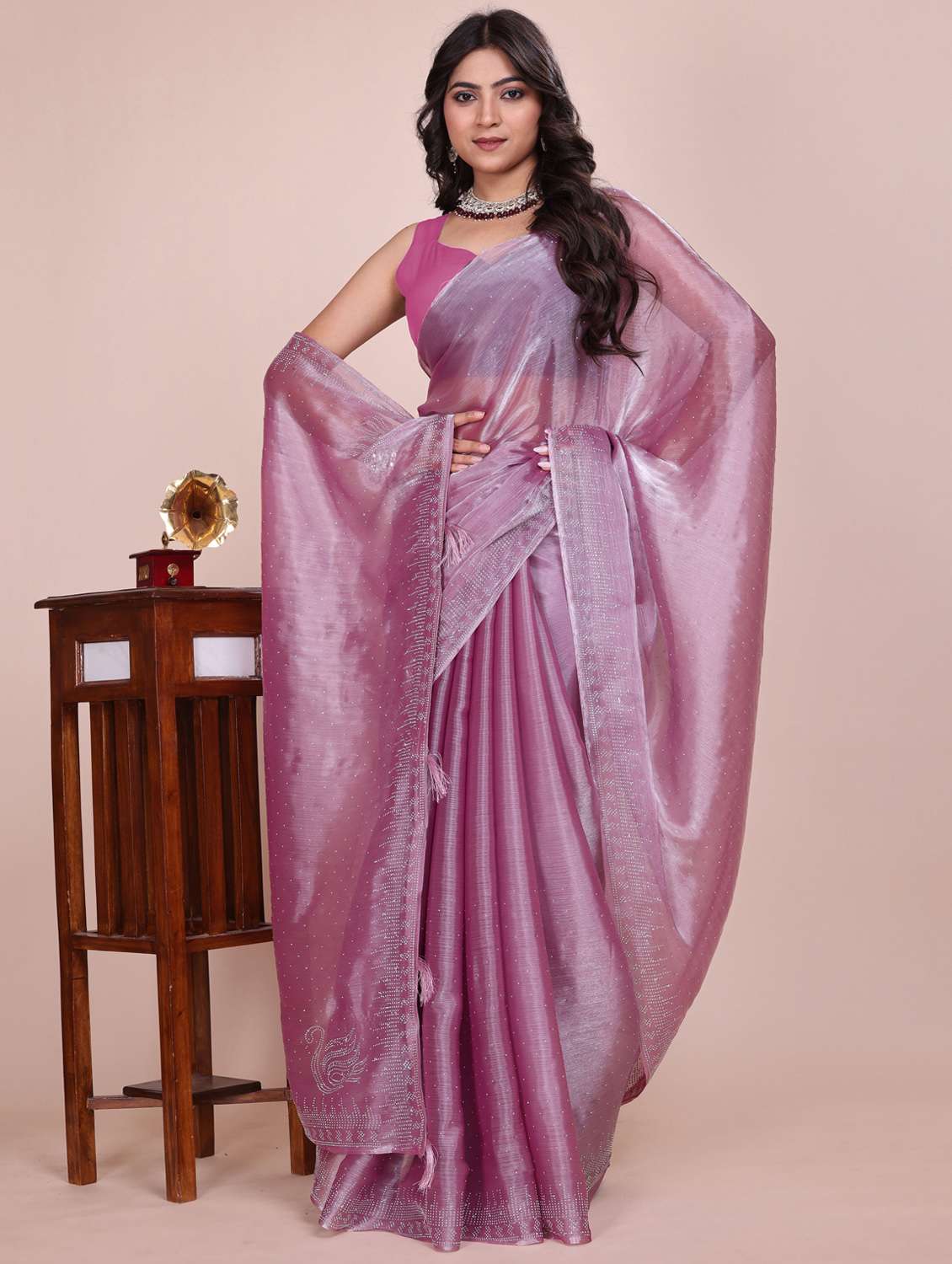 women solid with work embellished saree with blouse - 21962051 -  Standard Image - 2