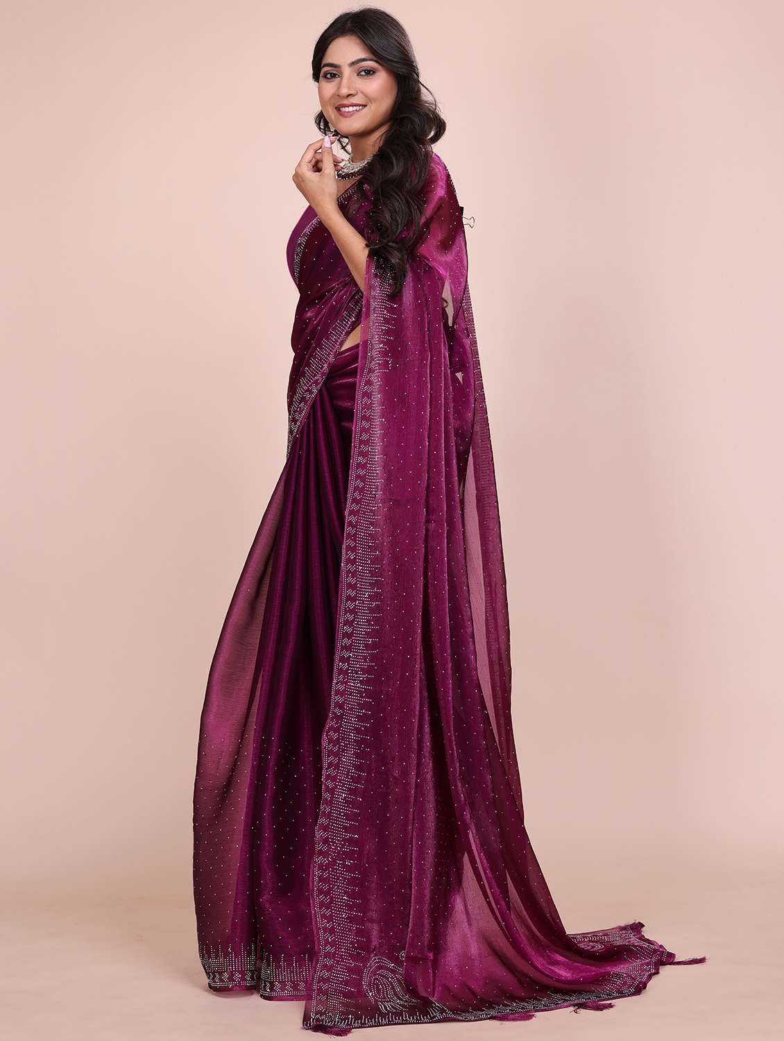 women solid with work embellished saree with blouse - 21962055 -  Standard Image - 2