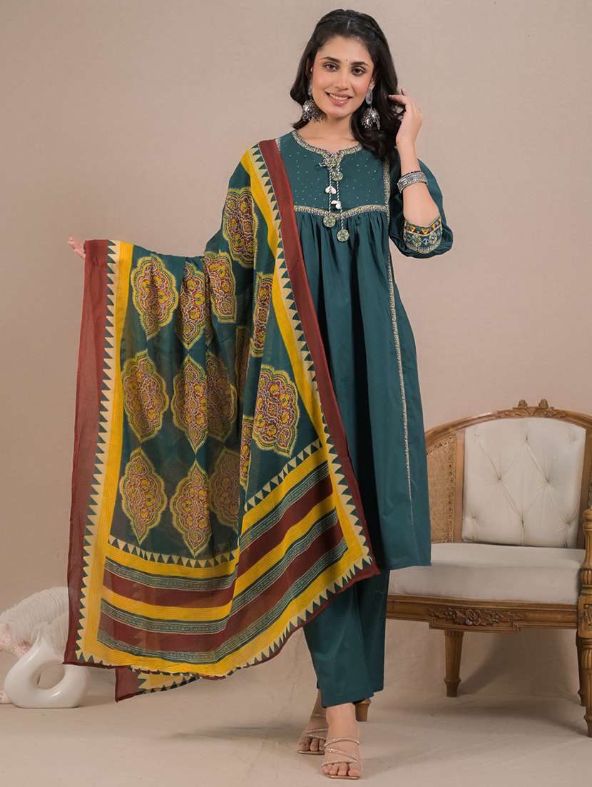 women three quarter sleeve kurta pant with dupatta set