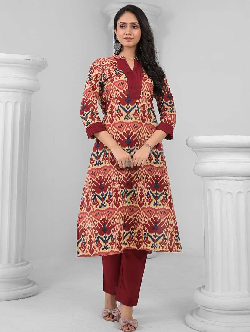 women printed three quarter sleeve kurta pant set